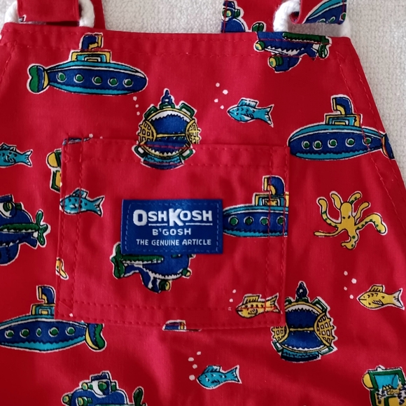 Vintage OshKosh B'Gosh Boy's Overalls with Submarins Print, size 7 - Picture 5 of 14
